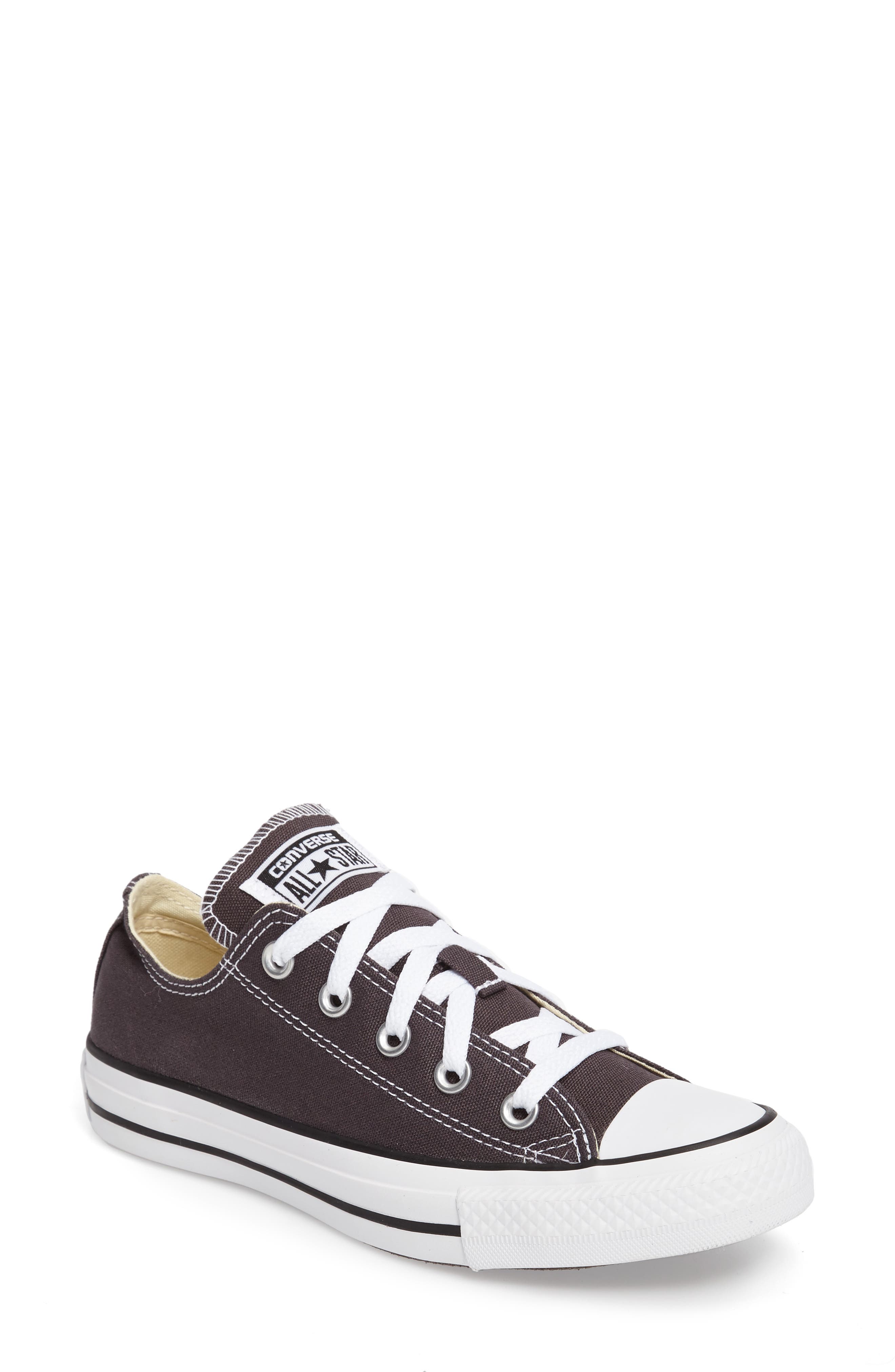 chuck taylor all star seasonal low top