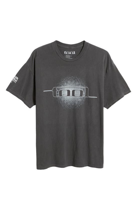 Merch Traffic Tool Graphic T-shirt In Charcoal Pigment Wash