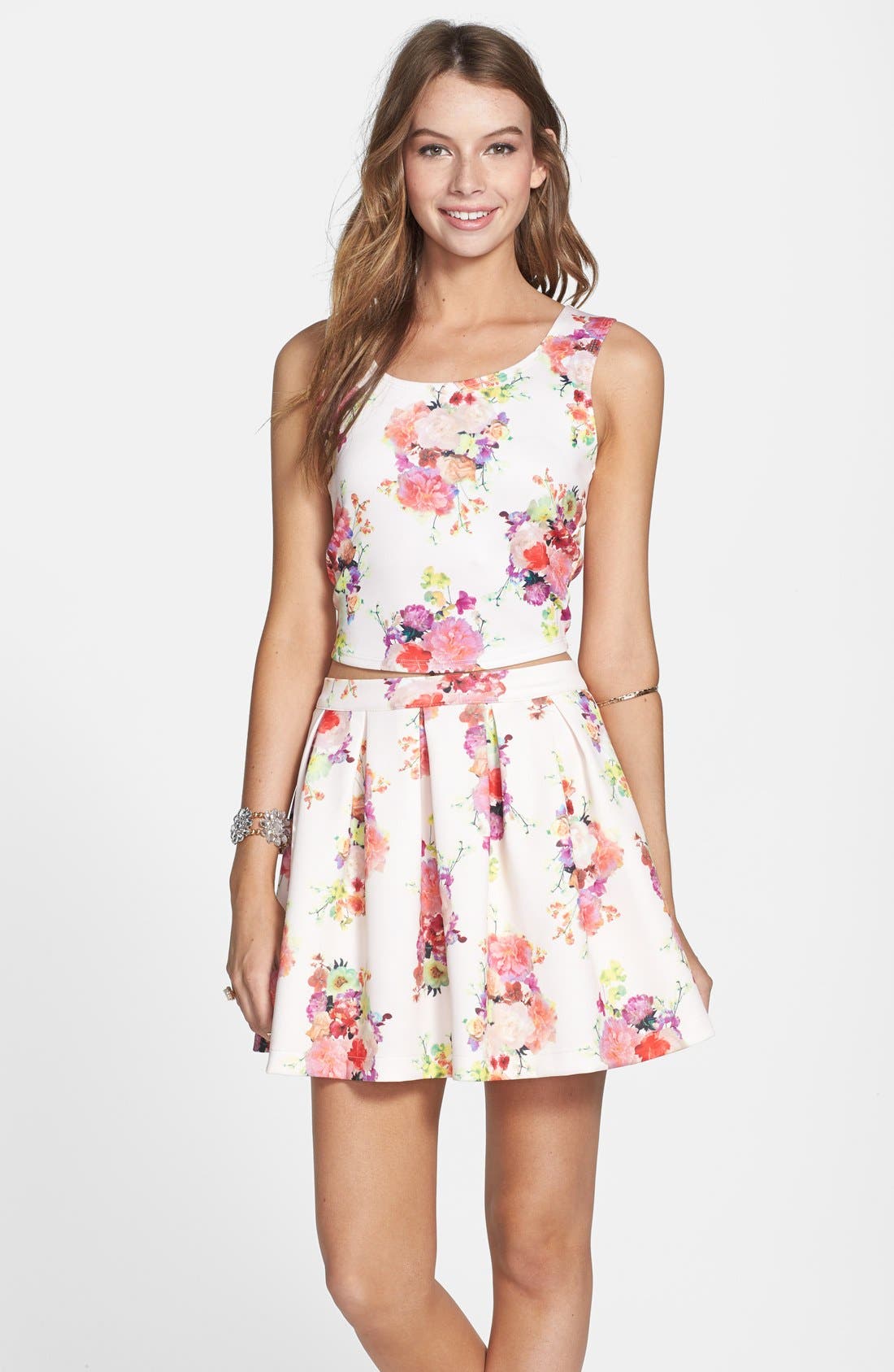 Available Floral Crop Tank (Juniors) Nordstrom