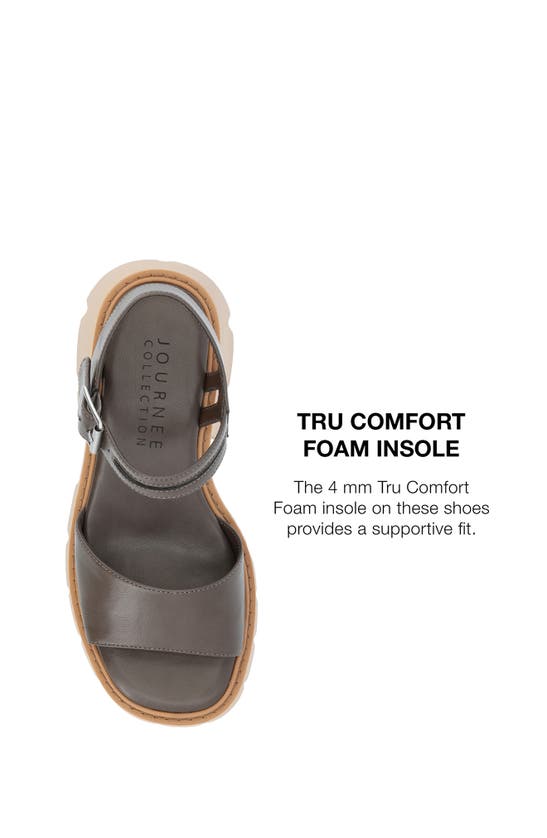 Journee Collection Lug Platform Sandal In Taupe