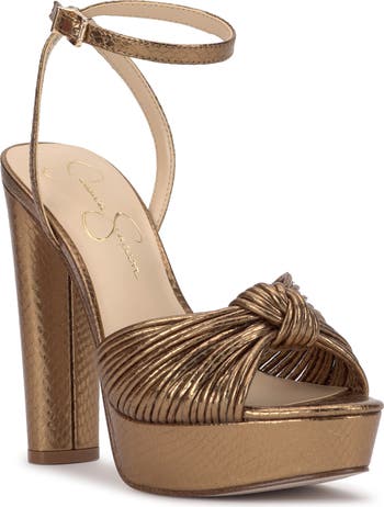 Jewel badgley mischka averie 2025 wedge sandal