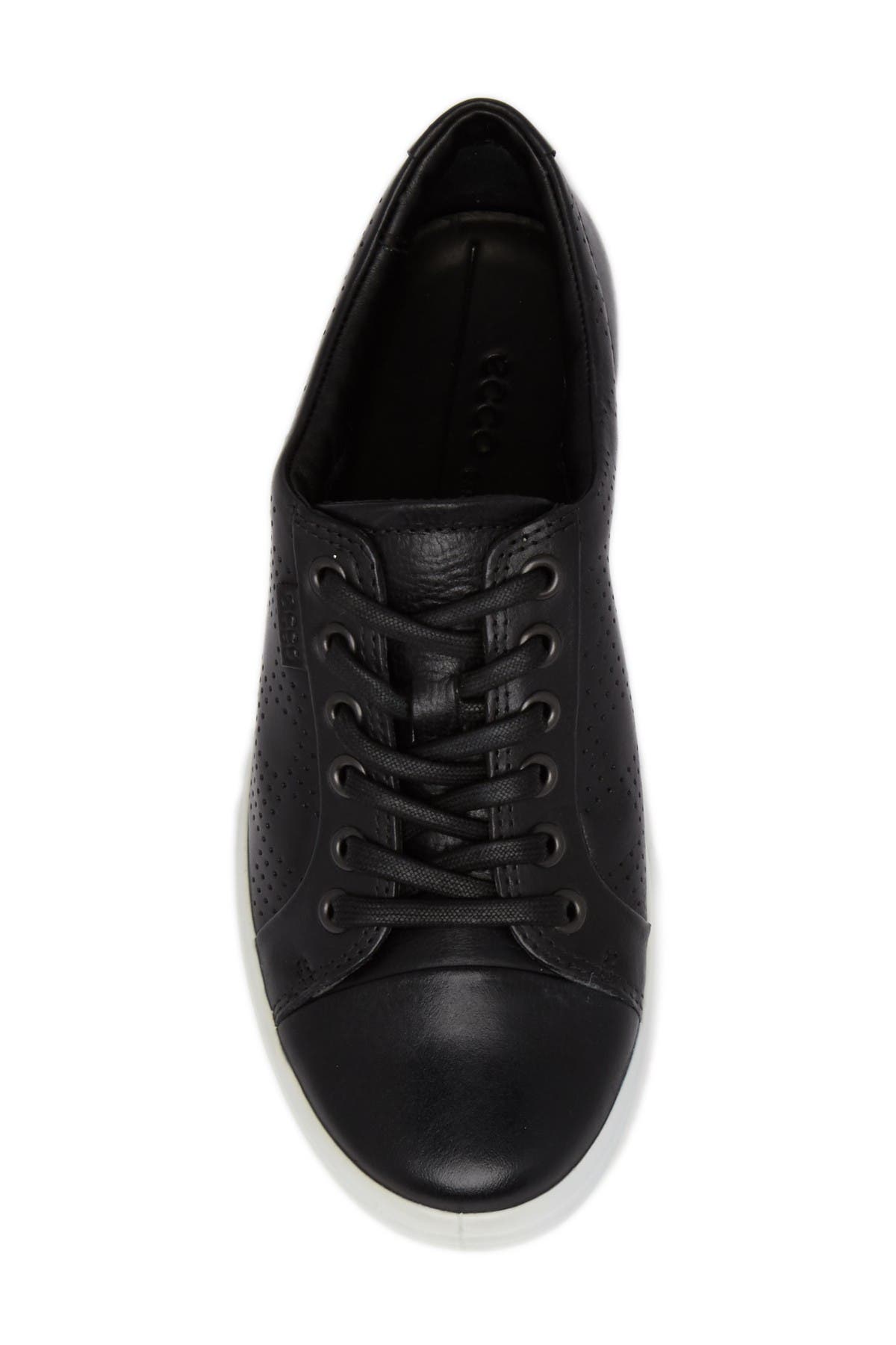 ecco soft 7 perforated sneaker