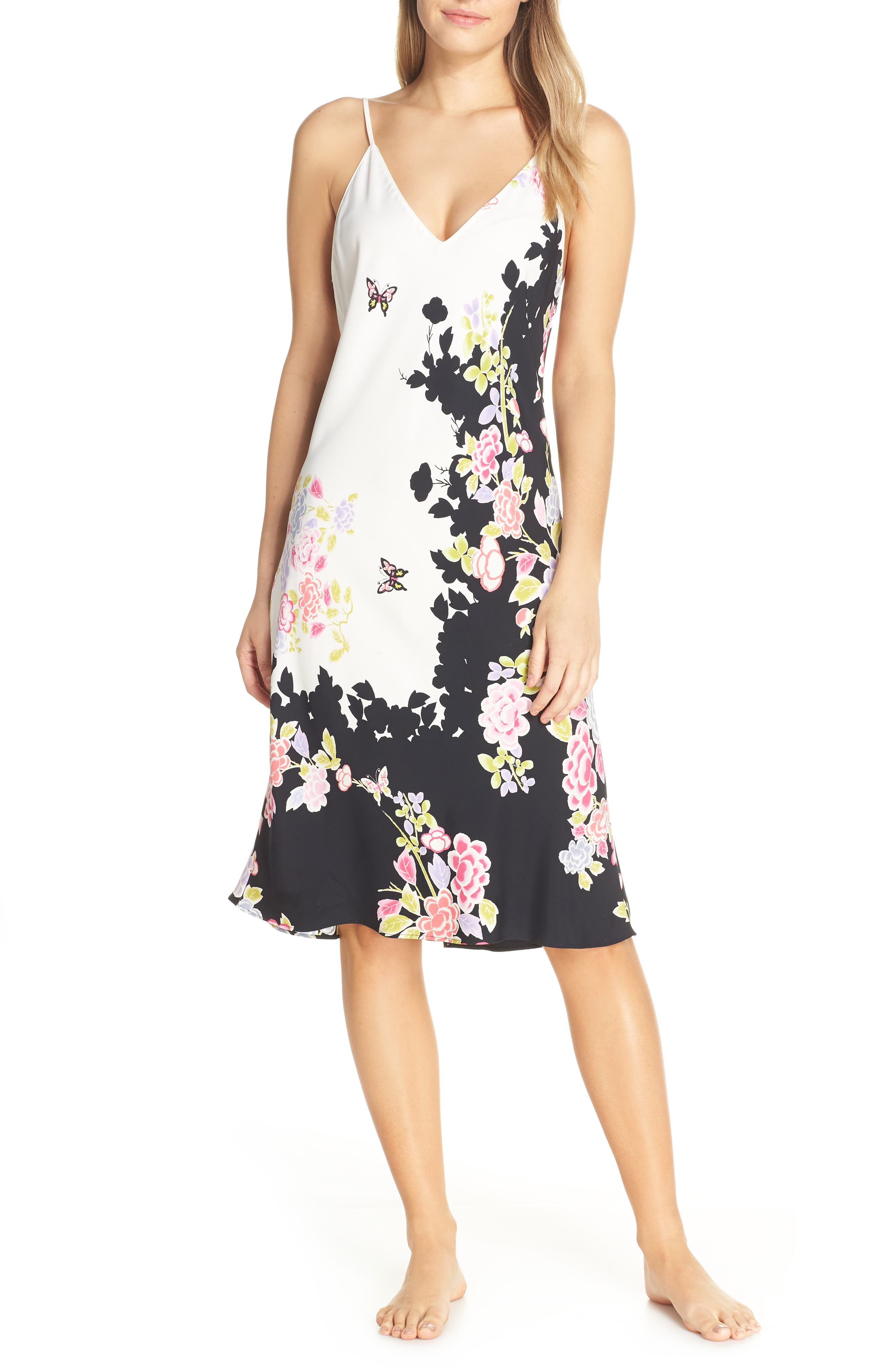 Natori Gardenia Nightgown, Black