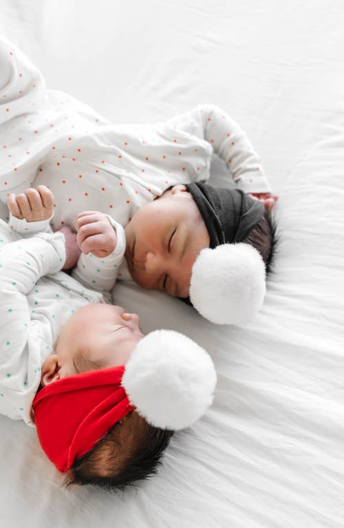 Baby Bling Luxe Faux Fur Pompom Headband In Cherry/white