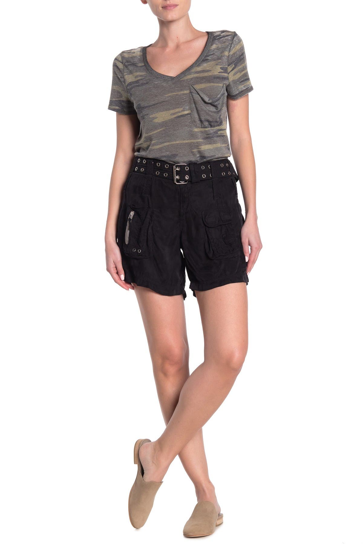 johnny was cargo shorts