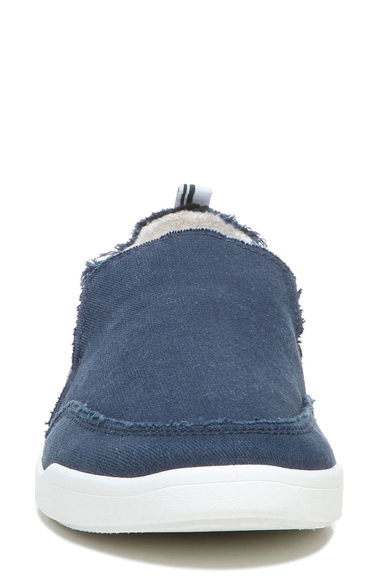 vionic dash slip on sneaker