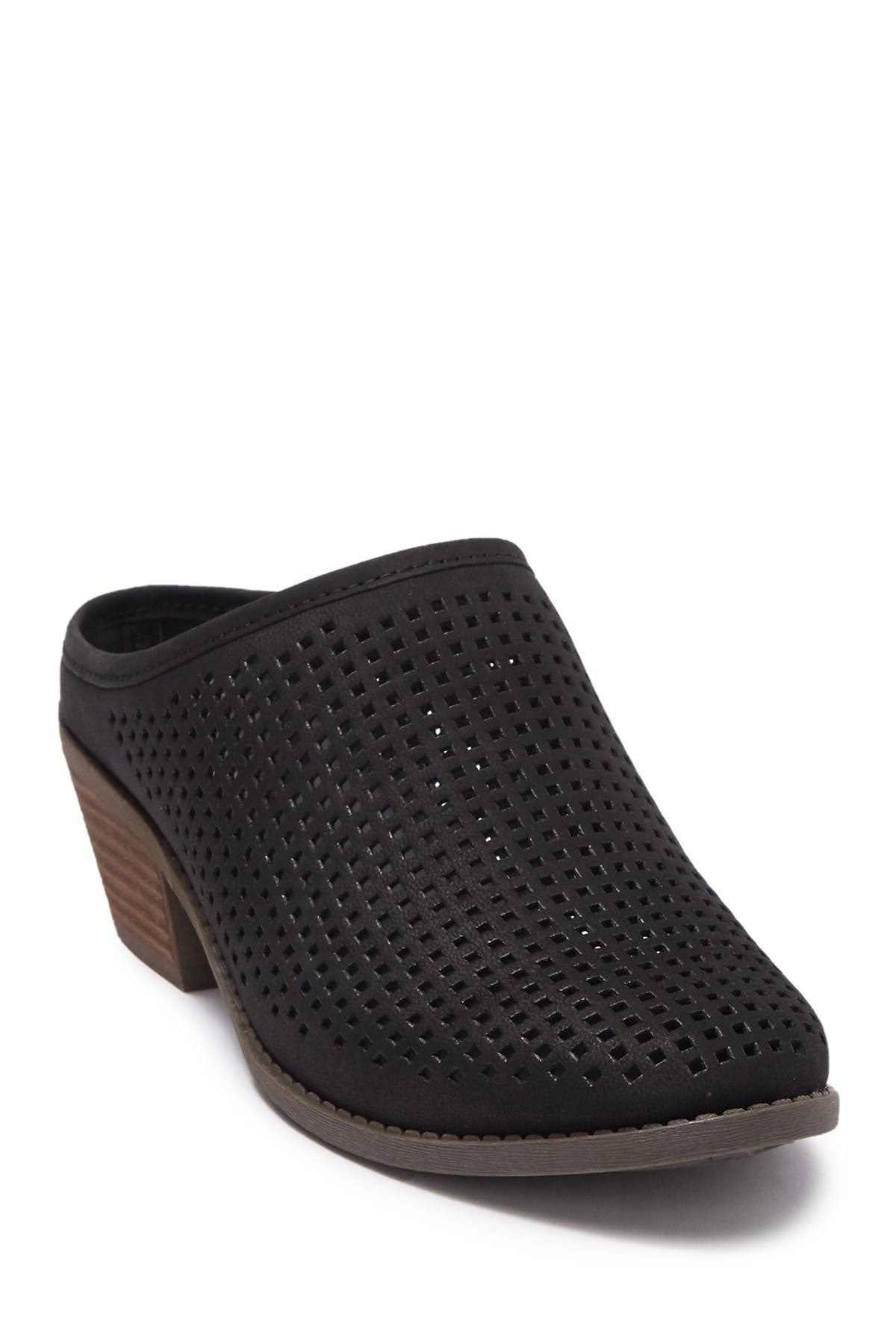 me too zara perforated leather mules