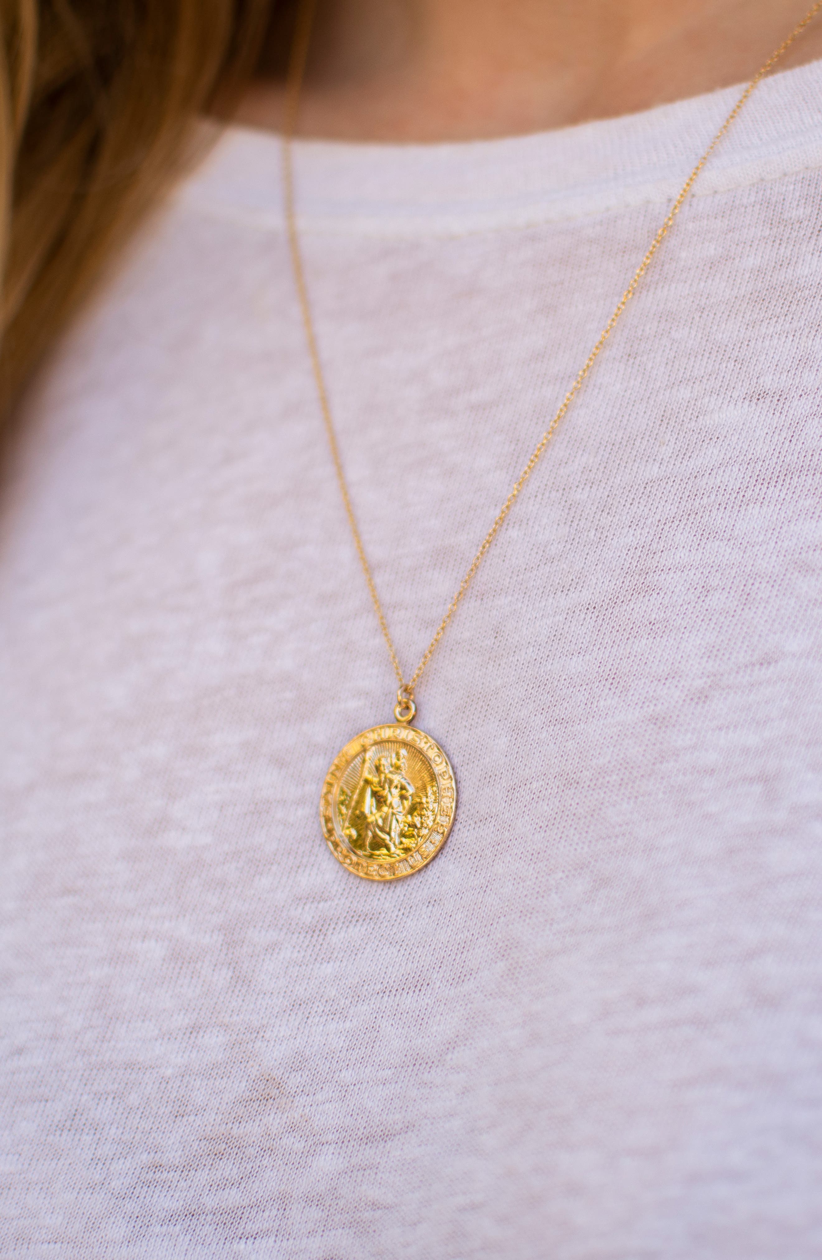 Set \u0026 Stones Saint Christopher Necklace 