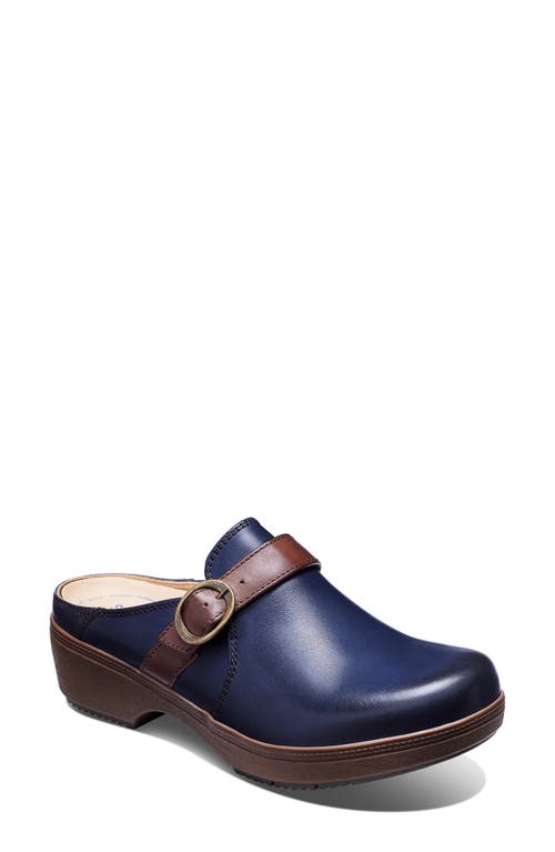 Samuel Hubbard Cascade Clog In Navy Leather