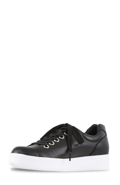 Munro Tilly Sneaker In Black