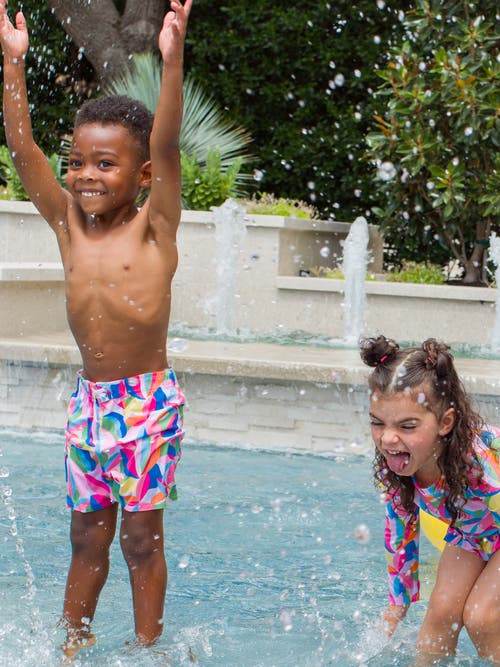 Ruggedbutts Toddler Boys Upf50+ Swim Trunks In Tropical Adventure