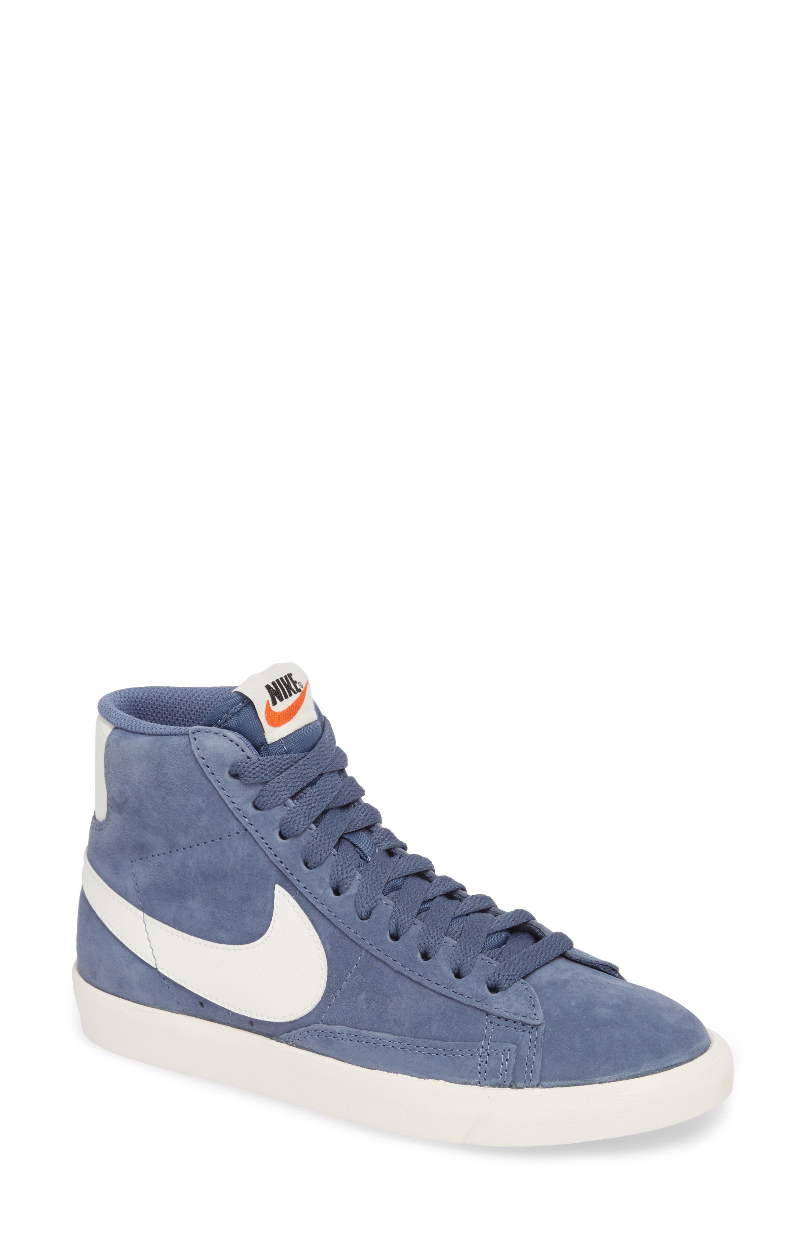 nike women's blazer mid vintage