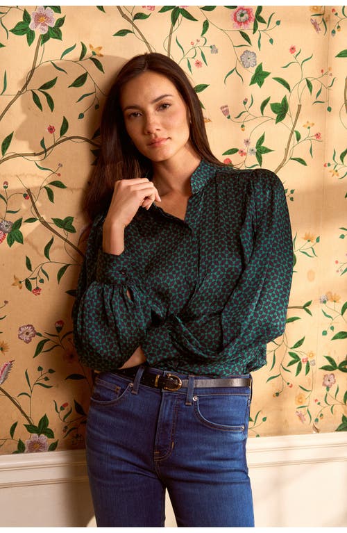 Cece Geo Print Open Collar Button-up Shirt In Meadow Green