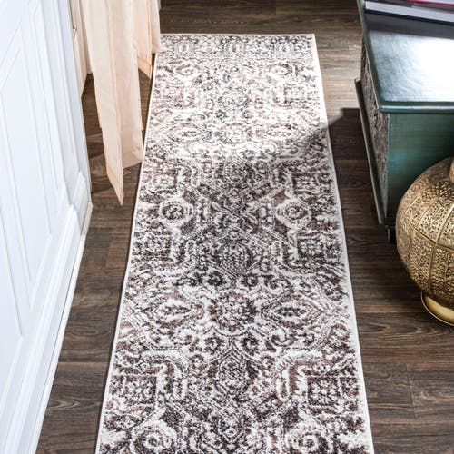 Jonathan Y Scala Grand Medallion Ornate Area Rug In Brown/ivory