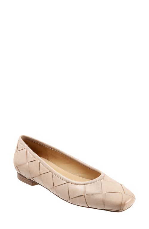 Trotters Hanny Flat Leather at Nordstrom