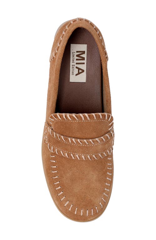 Mia Natalee Loafer In Tan