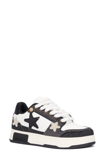 Olivia Miller Stars Chunky Sneaker In Black