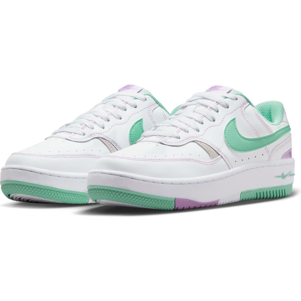Nike Gamma Force Sneaker In White/emerald/fuchsia