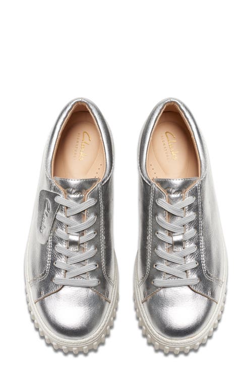 Clarksr Clarks(r) Mayhill Walk Sneaker In Silver Metallic