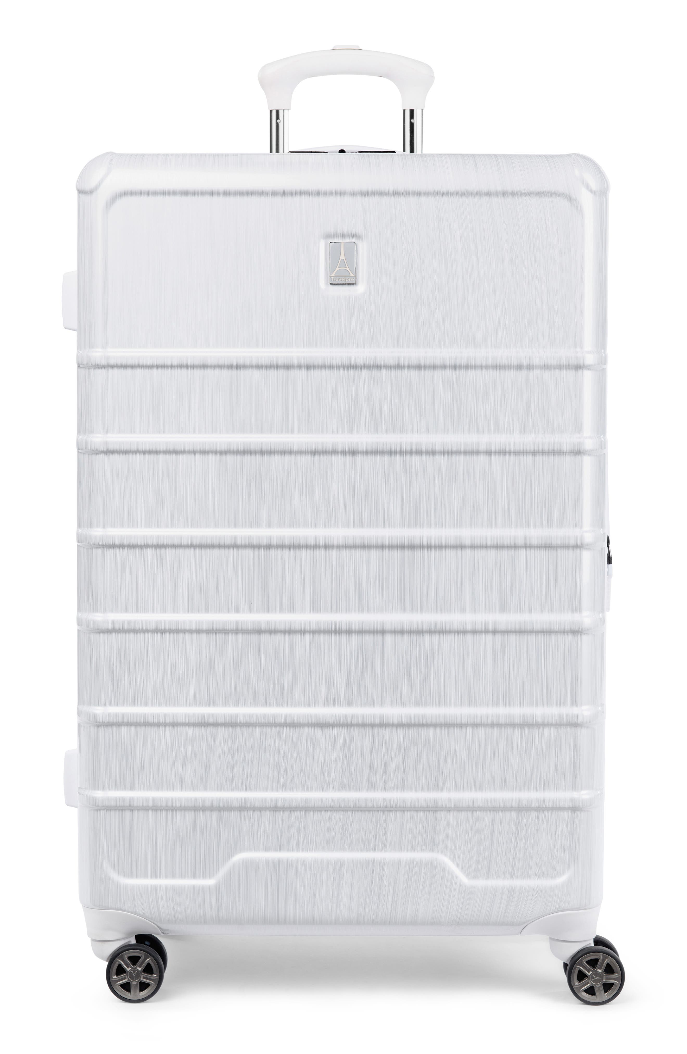 TRAVELPRO Rollmaster™ Lite 28" Expandable Large Checked Hardside