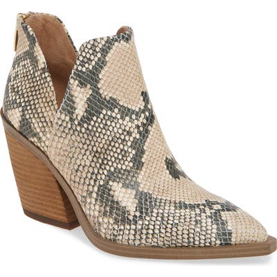 Vince Camuto Gigietta Bootie, Beige