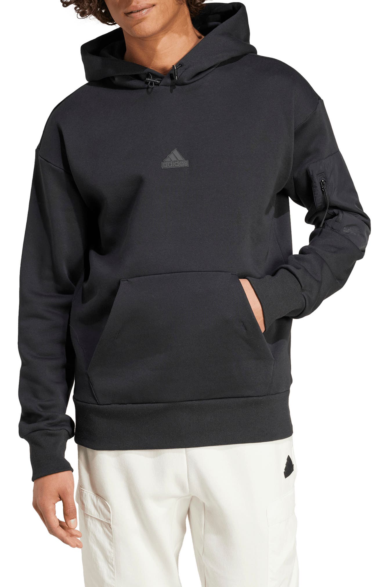 ADIDAS SPORTSWEAR City Escape Oversize Fleece Hoodie in Black 