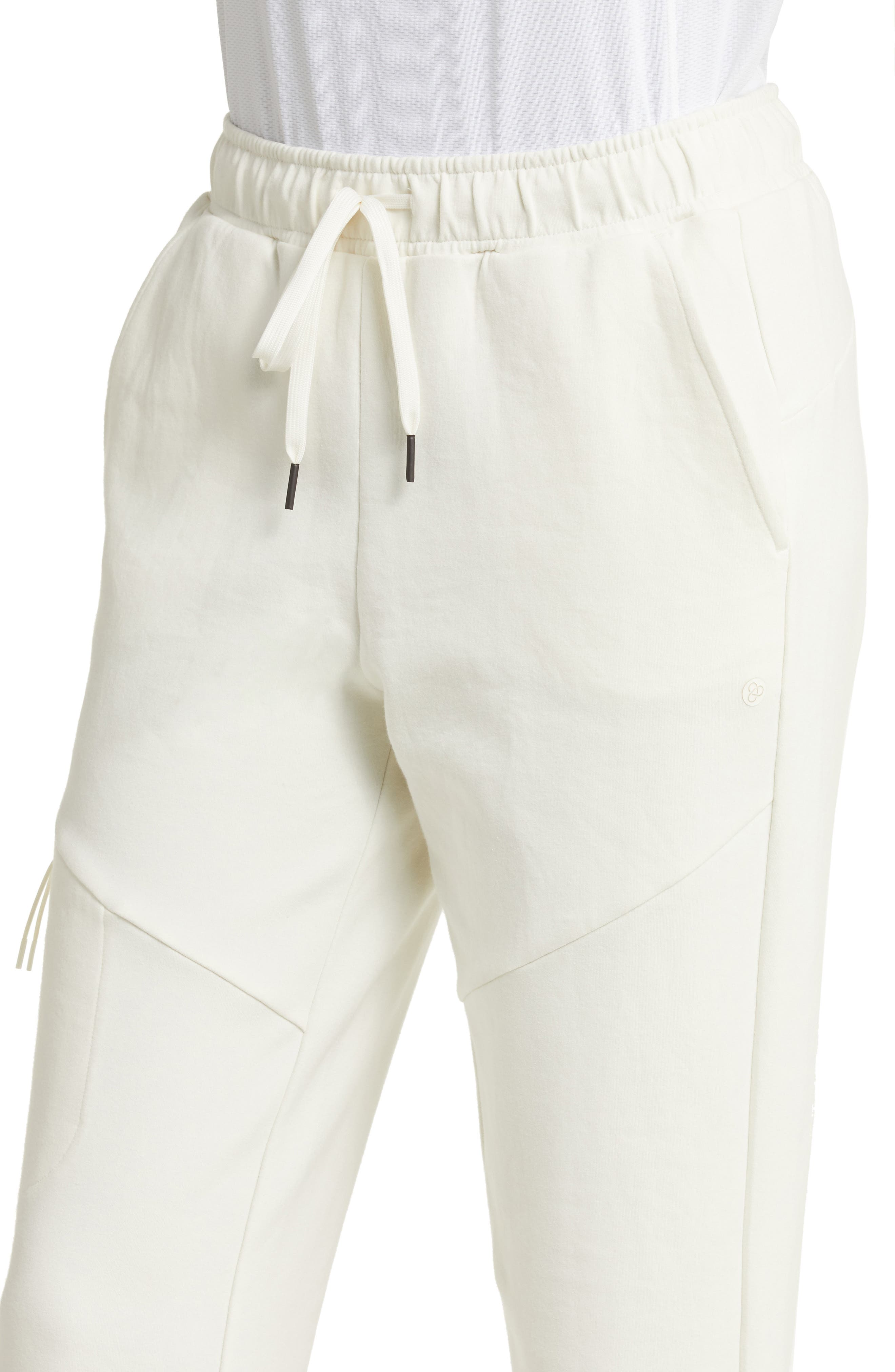 zella Downtown Sport Ankle Pants in Ivory Egret