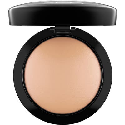 MAC Mineralize Skinfinish Natural - Medium Golden