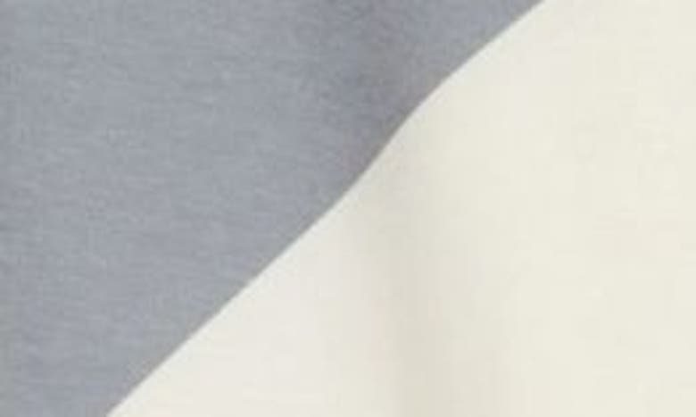 GO COUTURE GO COUTURE V-NECK LONG SLEEVE TOP