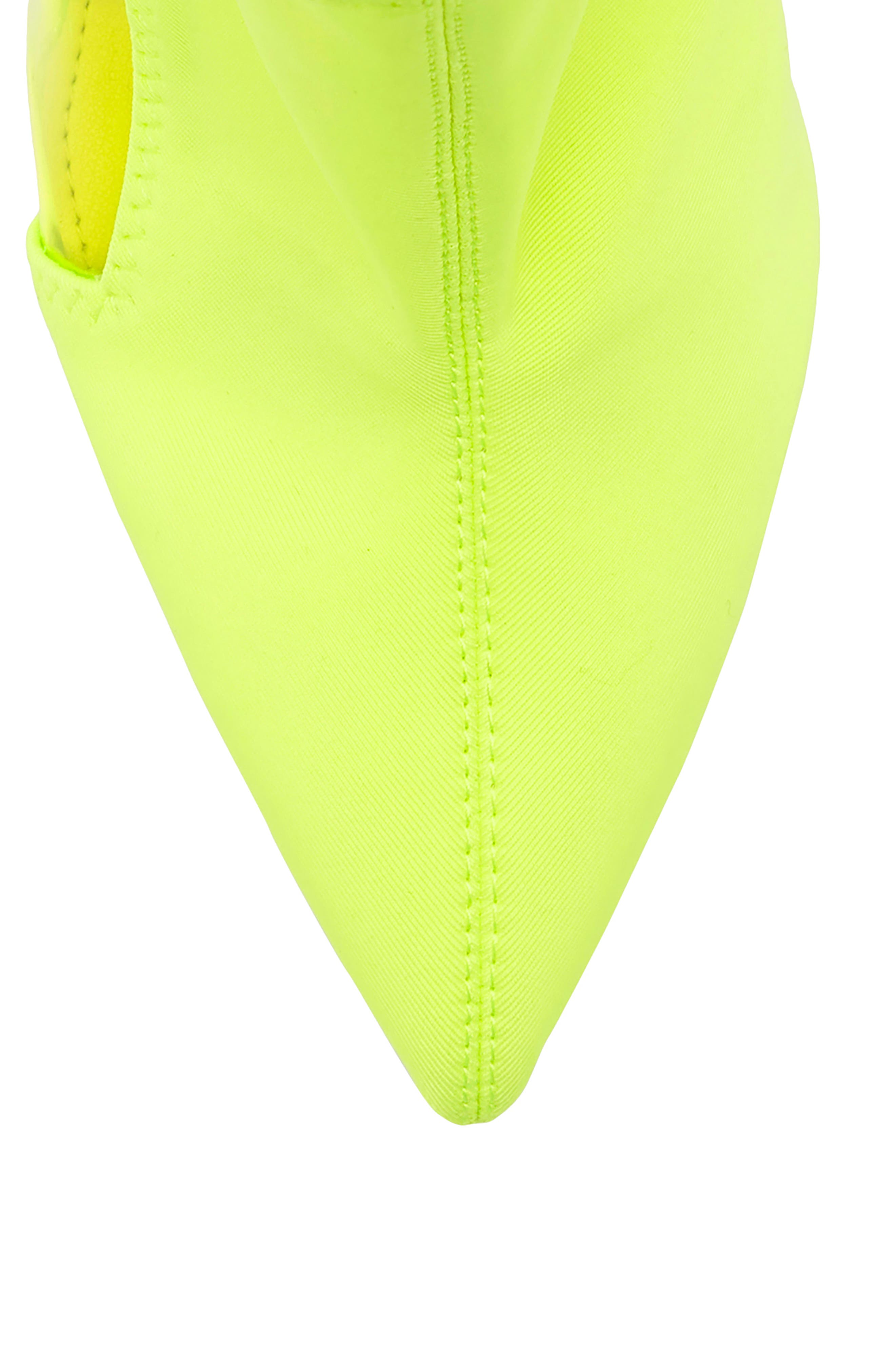 jessica simpson pimrah pump