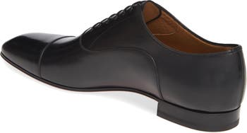 Christian Louboutin Greggo Men's Lace-Up Leather Dress Shoes  Leather dress  shoes, Mens black dress shoes, Lace dress shoes