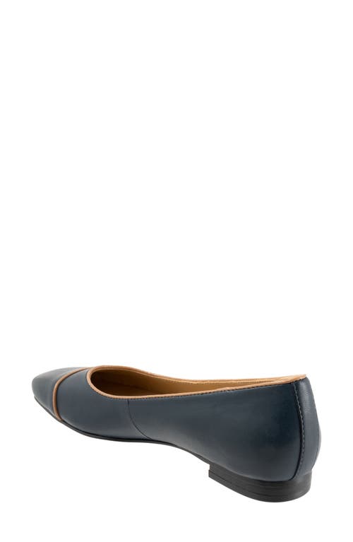 Trotters Harbor Cap Toe Flat In Navy Tan