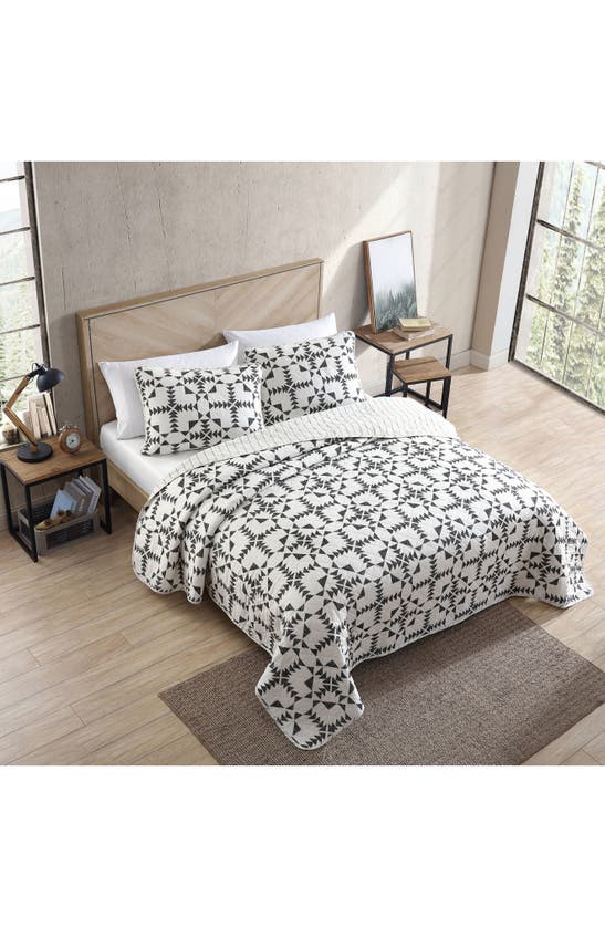 Eddie Bauer Arrowhead Cotton Quilt 3-piece Set In Carbon
