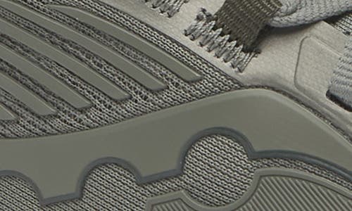 Saucony Hurricane 24 Running Shoe In Bough