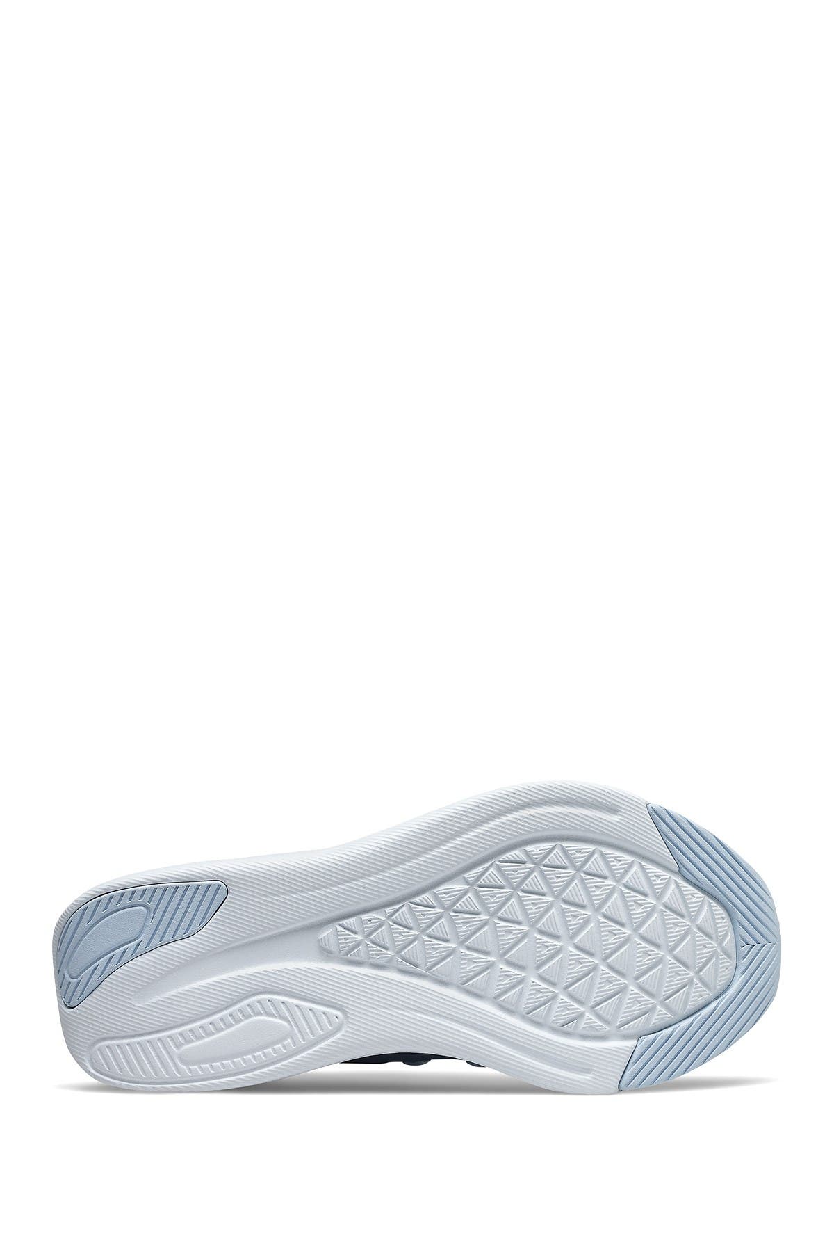 new balance beaya sneaker