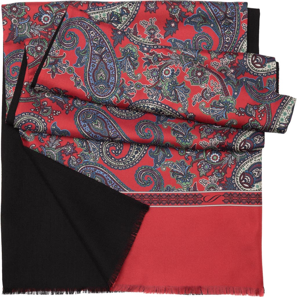 Elizabetta Venezia In Red
