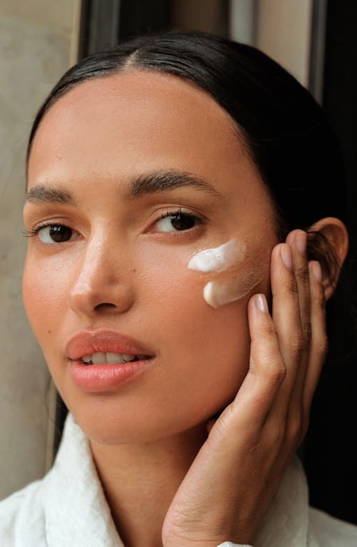Oak Essentials Nightly Retinol Serum In No Color