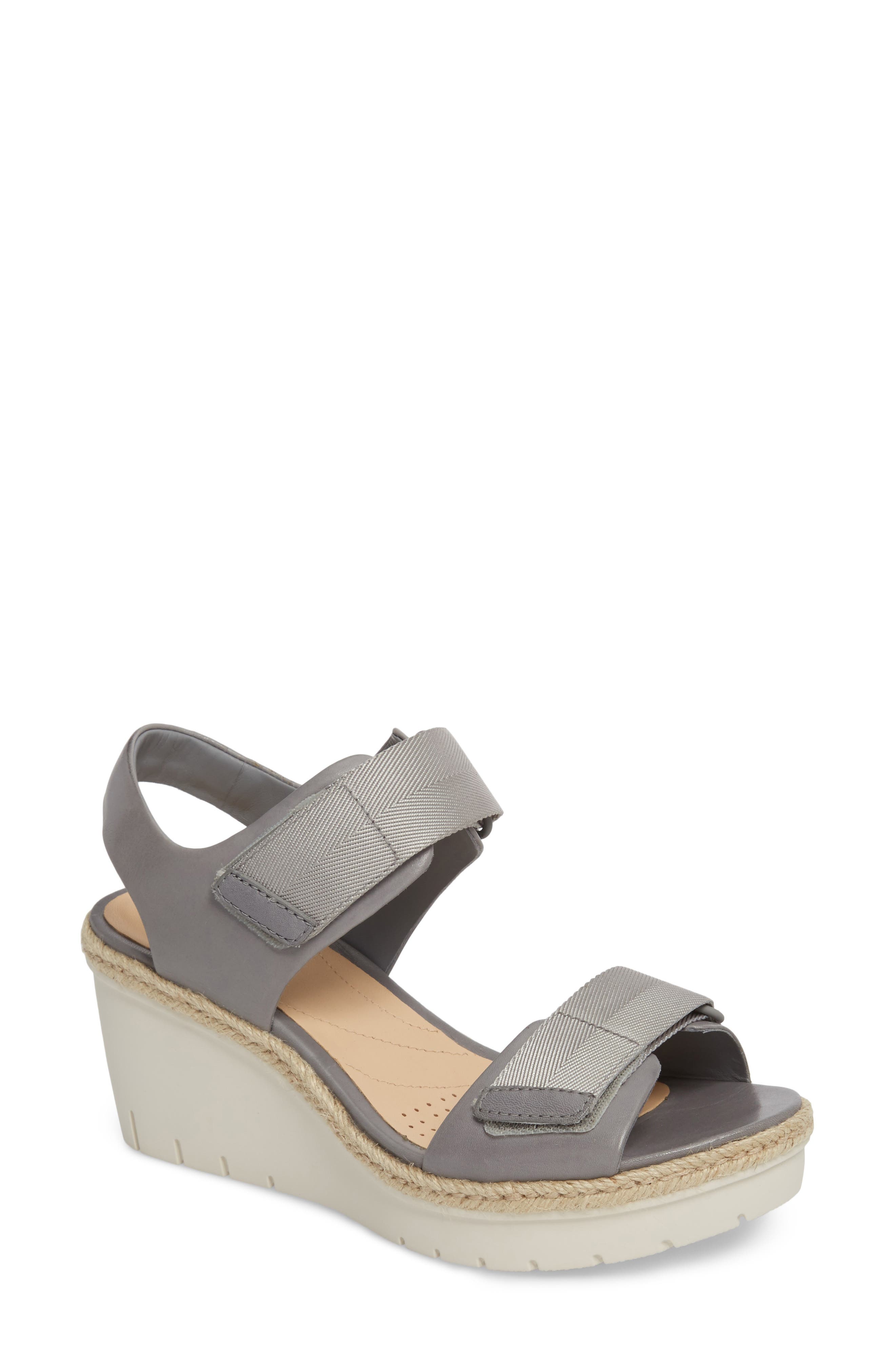 clarks palm shine wedge sandal