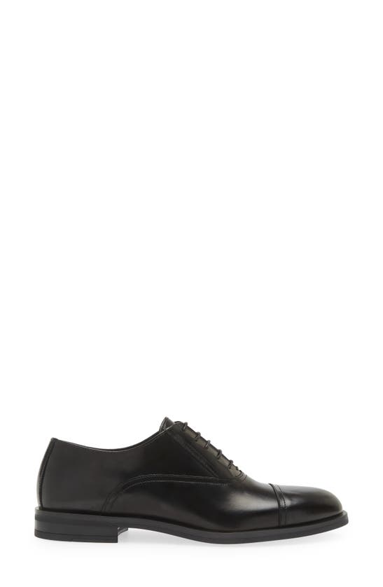 Stuart Weitzman Club Classic Cap Toe Oxford In Black