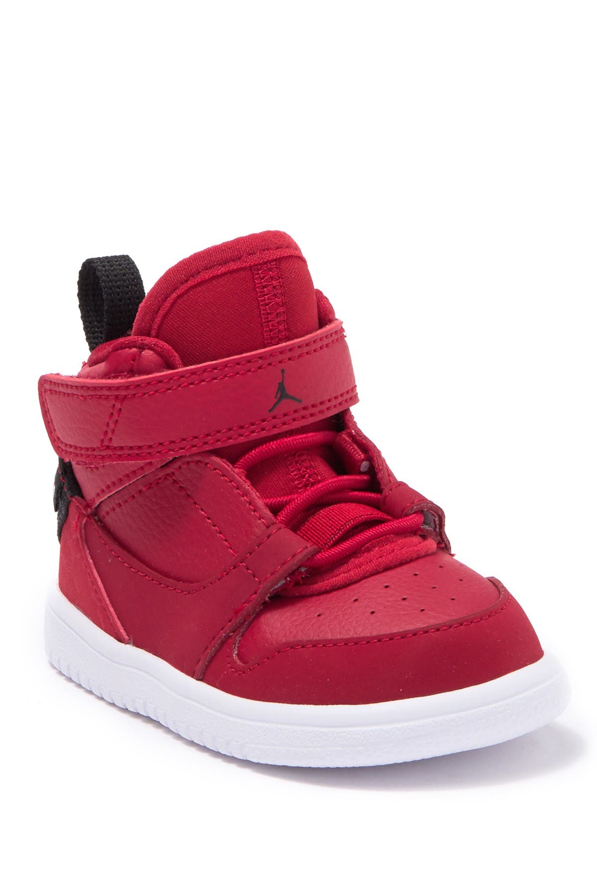 Nike | Jordan Fadeaway Sneaker 