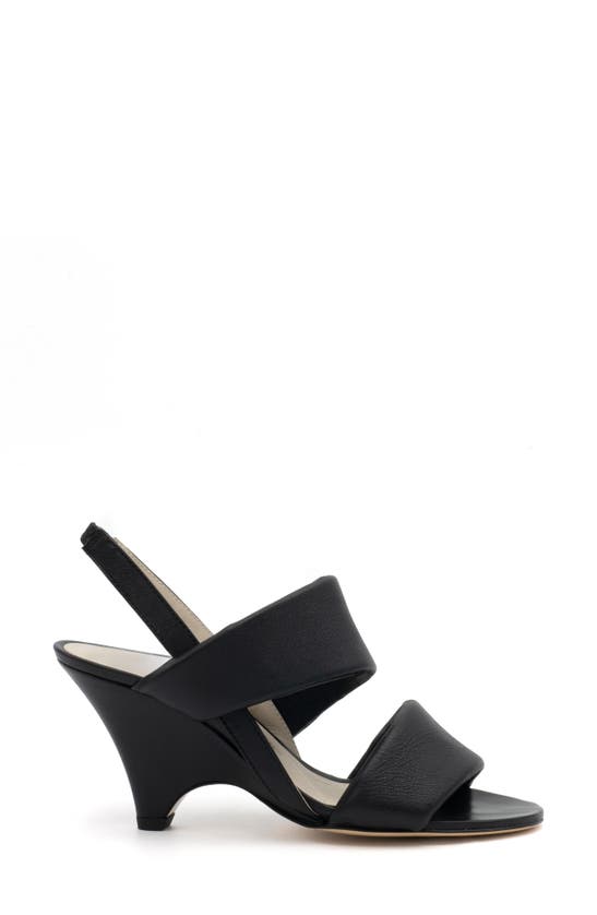 Amalfi By Rangoni Cambiano Slingback Sandal In Black Etoile