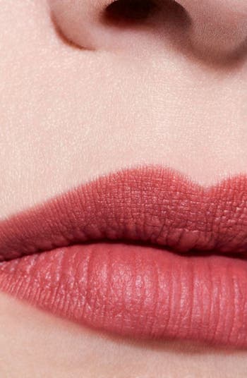 Chanel- Rouge Allure Velvet - Luminous Matte Lipstick - #62 Libre