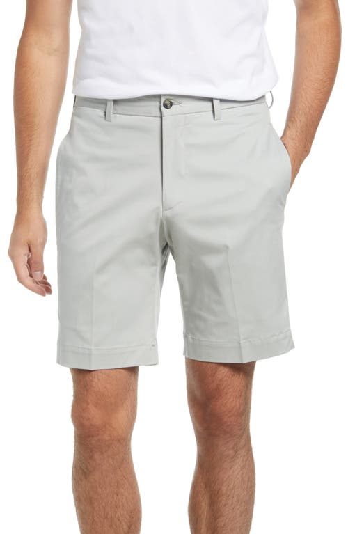 Charleston Khakis Flat Front Stretch Twill Shorts in Light Grey