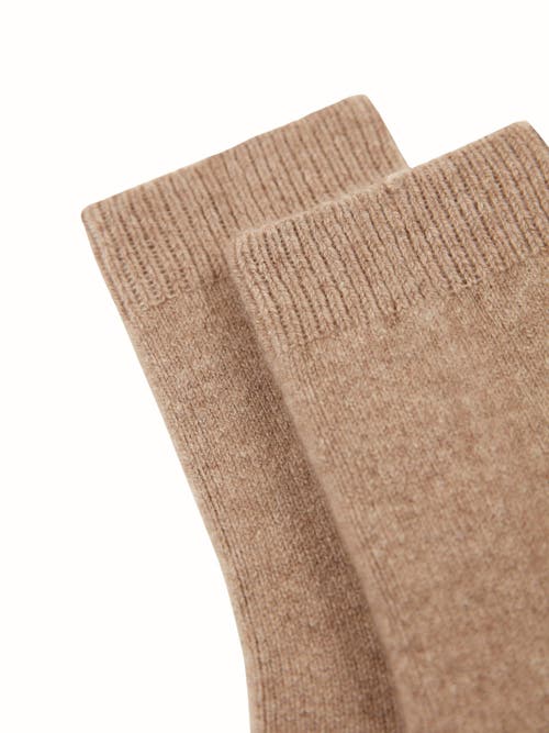 Gobi Cashmere Basic Socks In Taupe