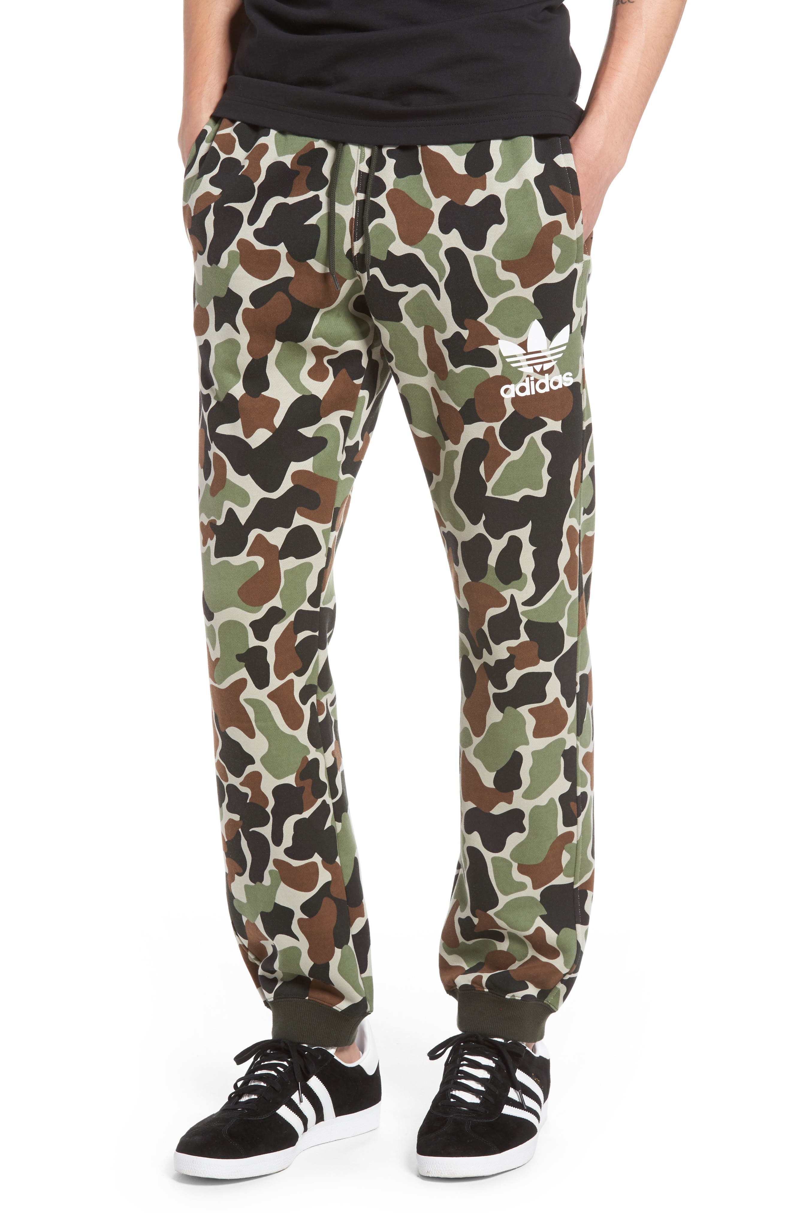 adidas originals camo sweatpants