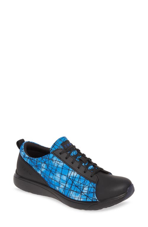 Qest Sneaker in Intersection Blue Leather