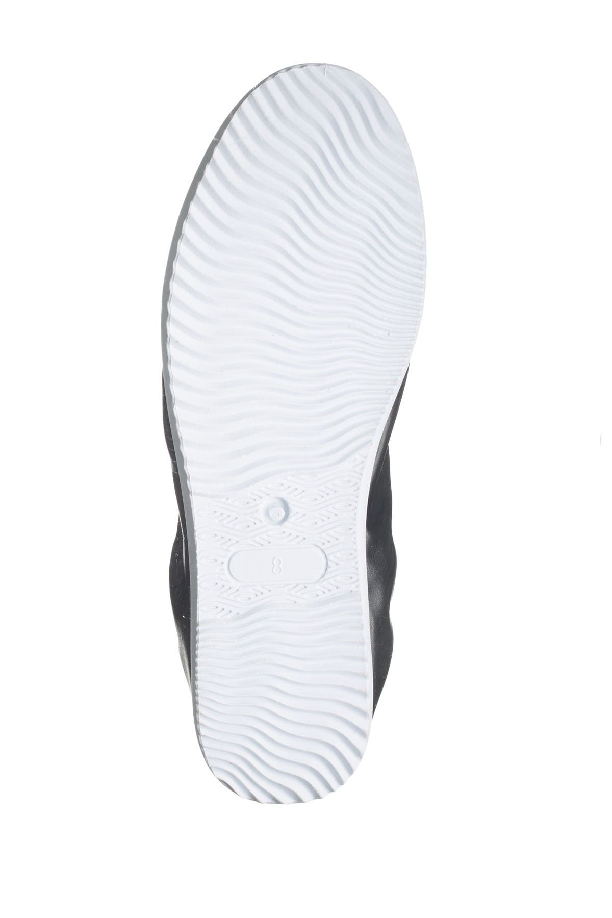 danskin flats black