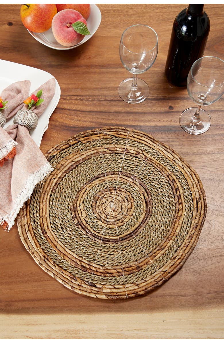 GINGER BIRCH STUDIO Round Brown Banana Leaf Wicker & Seagrass Placemats