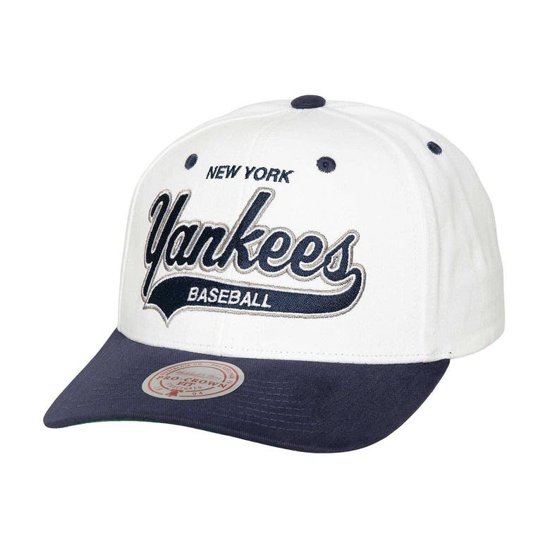 Mitchell & Ness White New York Yankees Cooperstown Collection Tail Sweep Pro Snapback Hat