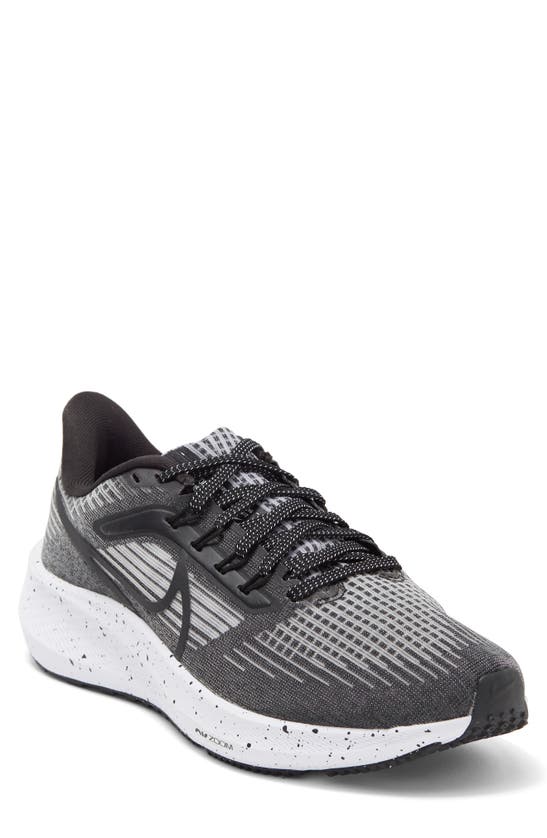 Nike Air Zoom Pegasus 39 Running Shoe In Black/ Smoke Grey